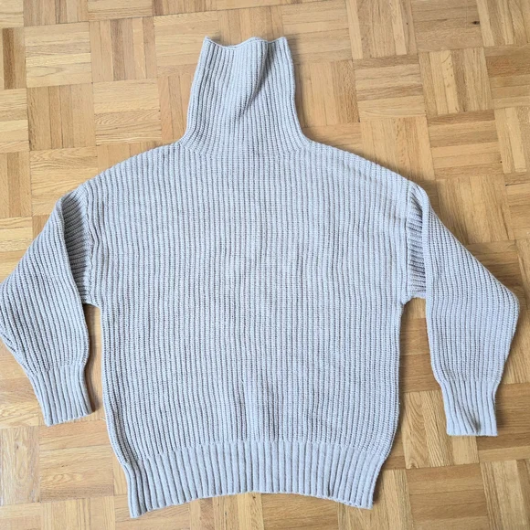 Women's Cream Turtleneck Sweater - Picture 3 of 5
